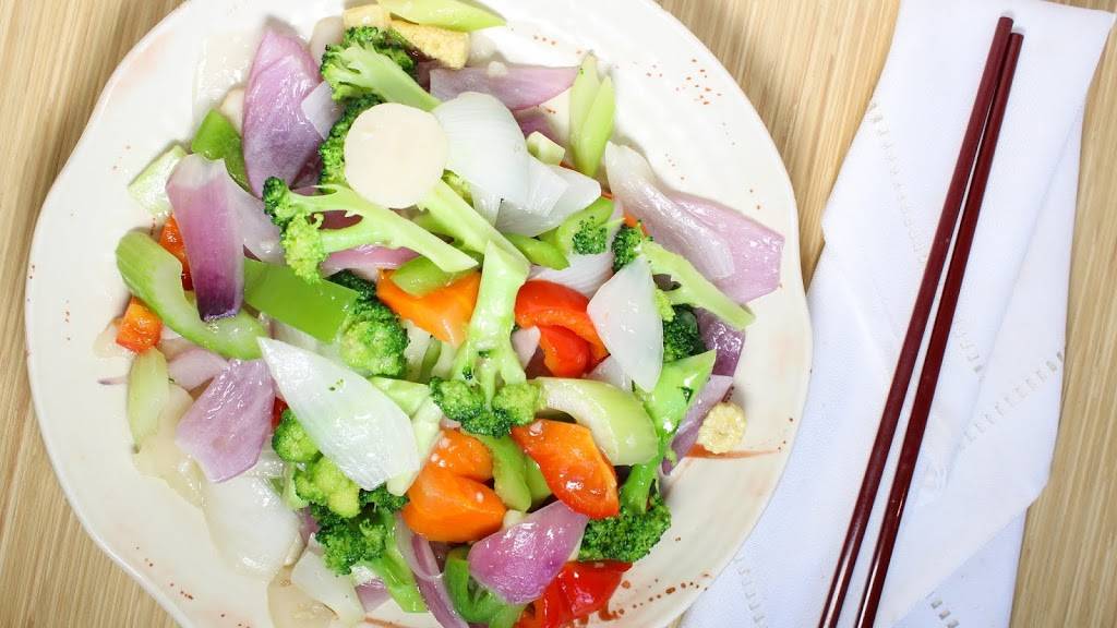 Dragon Court Restaurant | restaurant | 988 King St W, Hamilton, ON L8S 1L1, Canada | 9055221999 OR +1 905-522-1999