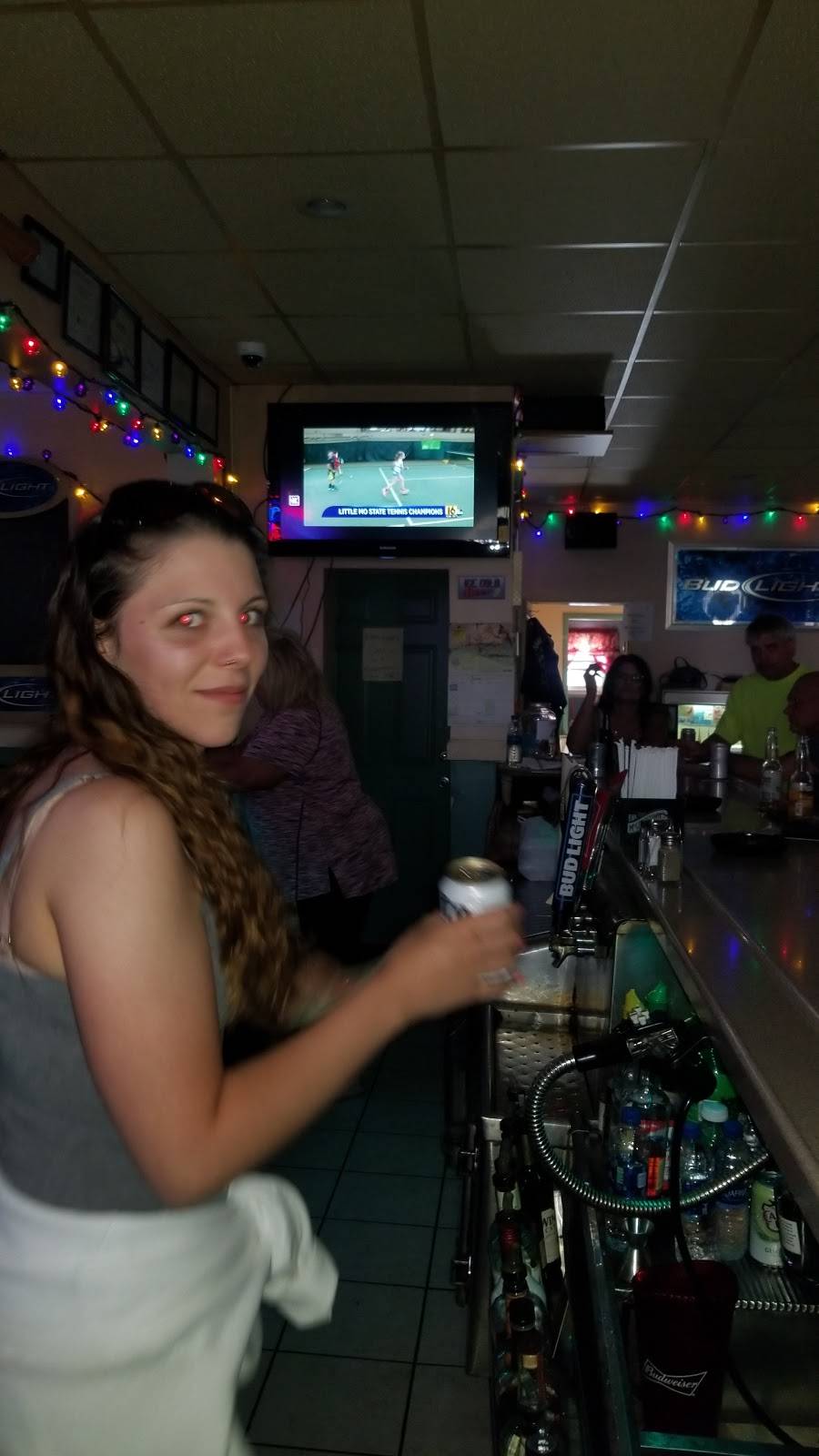 Mazies Place | restaurant | 731 Dunmore St, Throop, PA 18512, USA | 5704897696 OR +1 570-489-7696