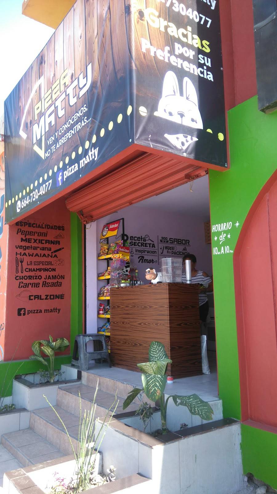 Pizza Matty | restaurant | Calle de las Aguas A1, Villa Del Sol III, 22205 Tijuana, B.C., Mexico | 016647304077 OR +52 664 730 4077