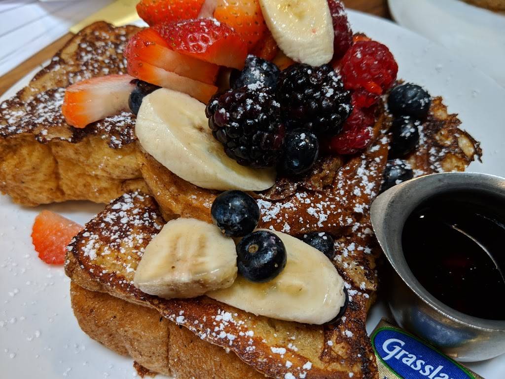 Ivanhoe Restaurant & Bar | restaurant | 2500 Riverside Dr, Los Angeles, CA 90039, USA | 3236650211 OR +1 323-665-0211