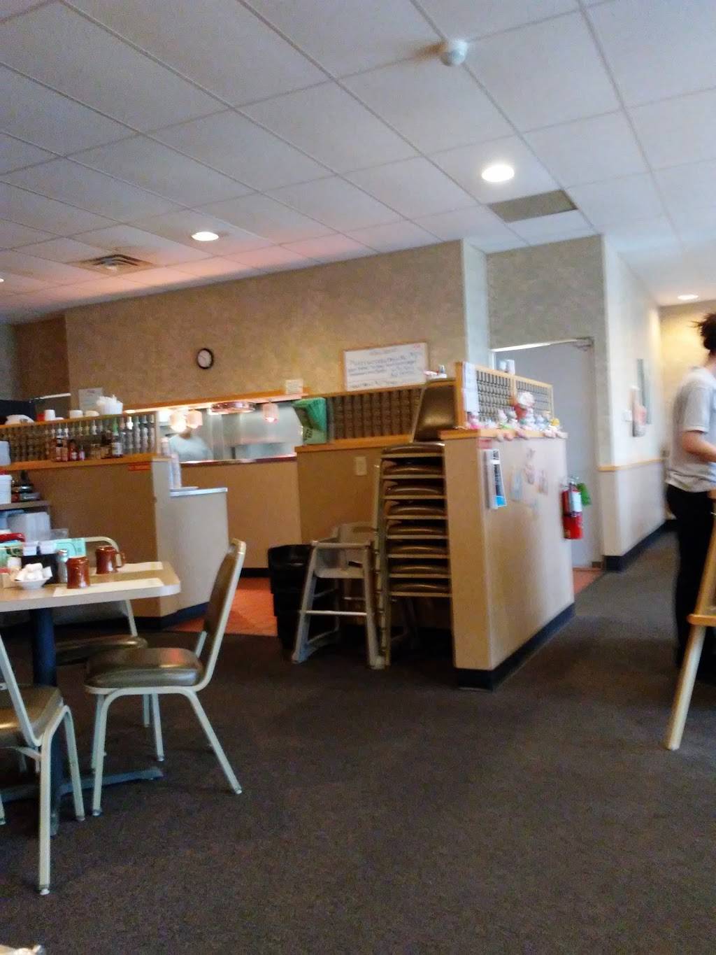 New Beginnings Restaurant | restaurant | 25 68th Ave, Coopersville, MI 49404, USA | 6168379040 OR +1 616-837-9040