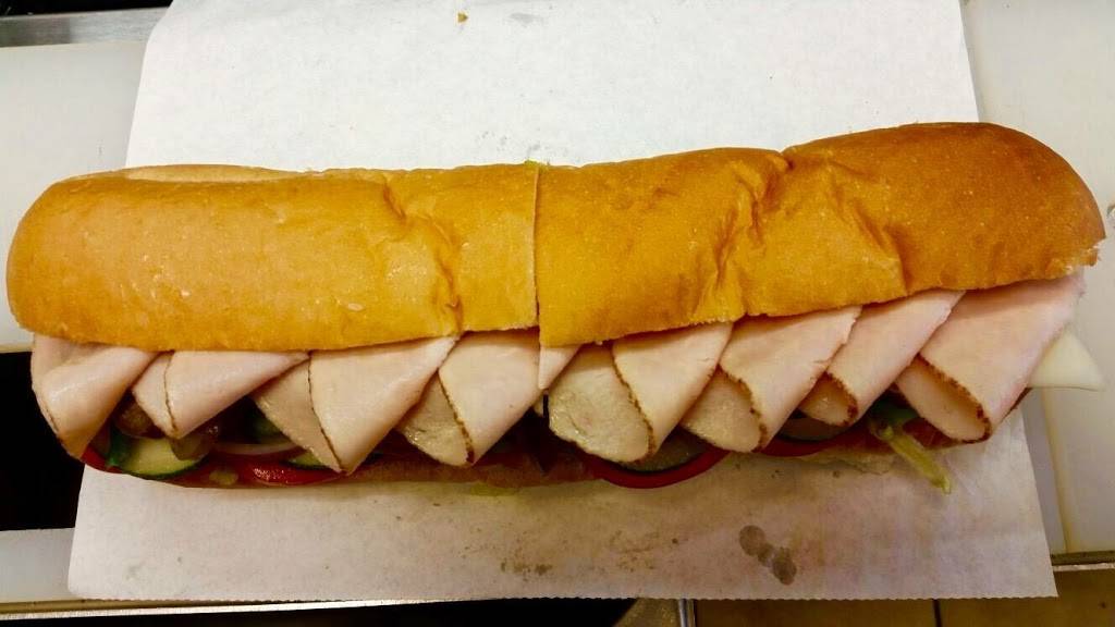 Subway | restaurant | 1161 NJ-35, Middletown, NJ 07748, USA | 8482253935 OR +1 848-225-3935