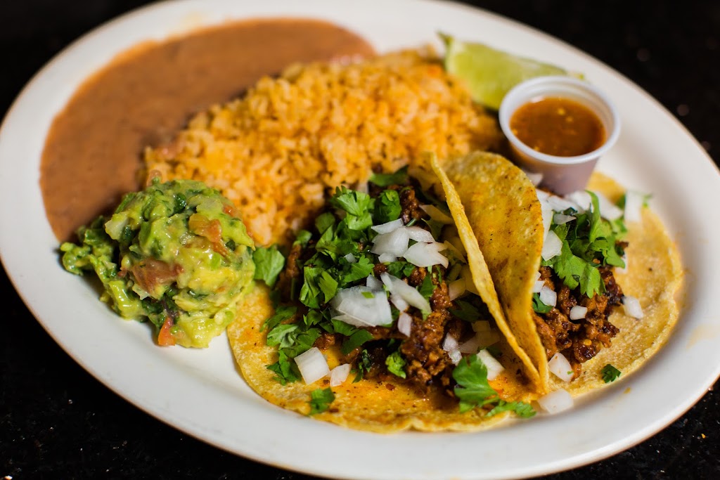 El Tejavan I -40 West + Paramount | restaurant | 3420 I-40, Amarillo, TX 79102, USA | 8063542444 OR +1 806-354-2444