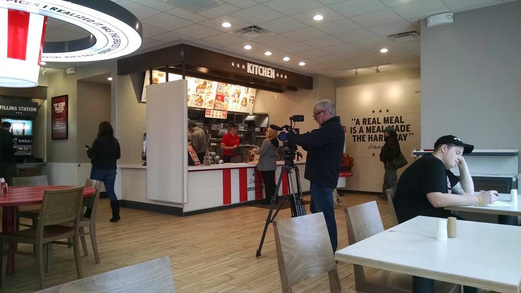 KFC | restaurant | 5975 Centennial Cir, Florence, KY 41042, USA | 8592827045 OR +1 859-282-7045