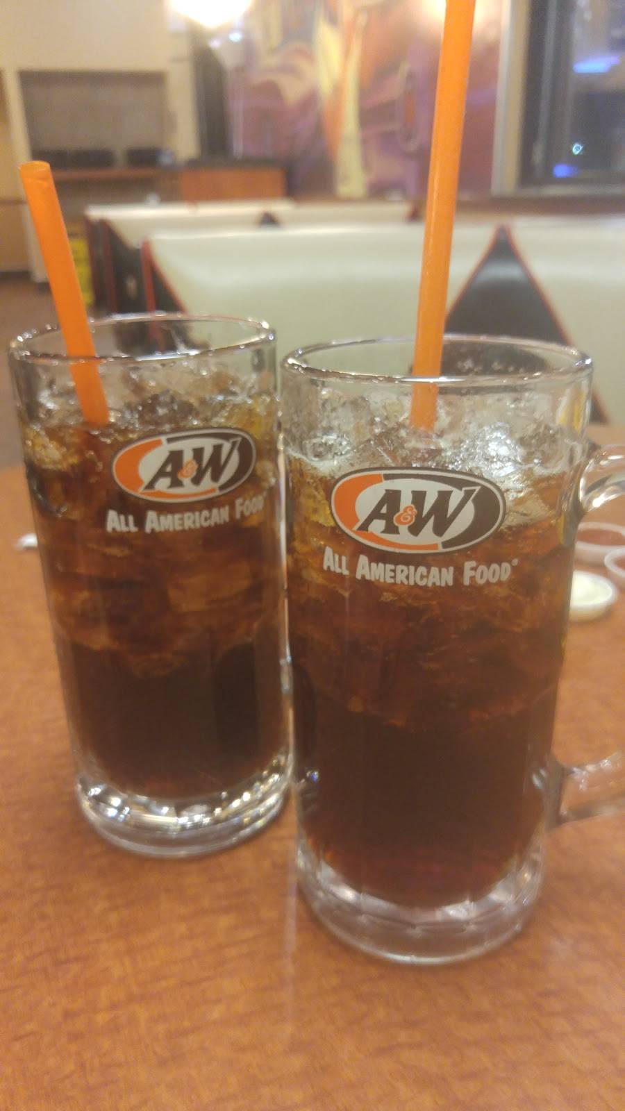 Long John Silvers | restaurant | 32 Patrick Henry Way, Charles Town, WV 25414, USA | 3047253069 OR +1 304-725-3069