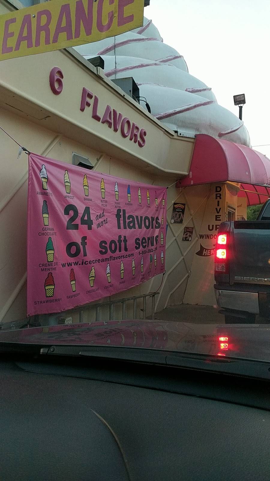 Twistee Treat West | restaurant | 2629 Lincoln Way W, Massillon, OH 44647, USA | 3308321404 OR +1 330-832-1404