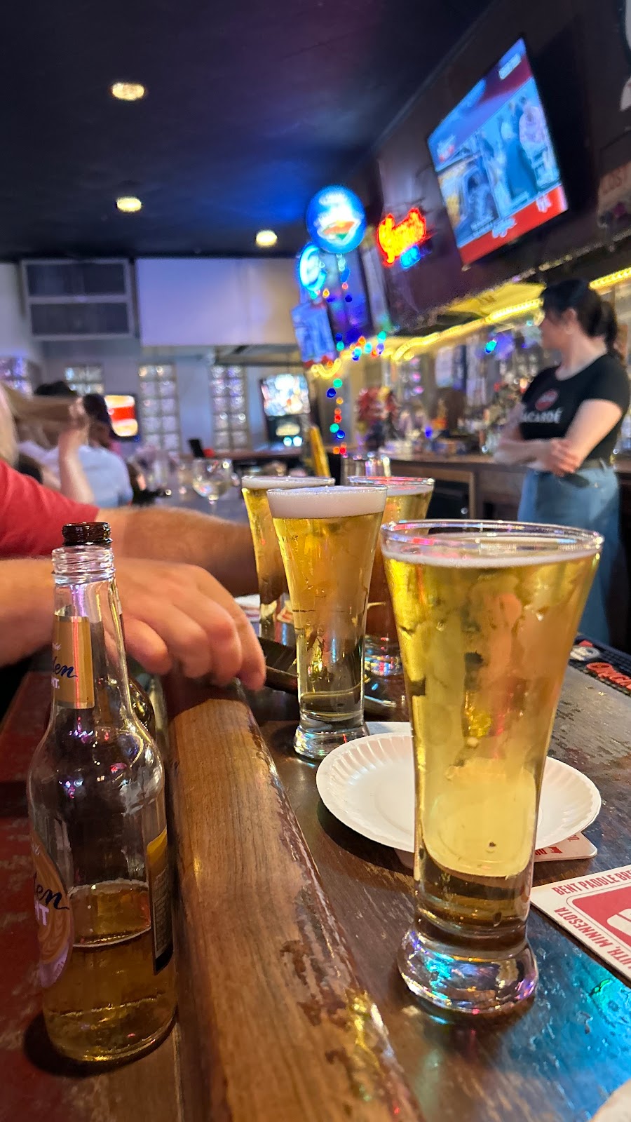 Teds Bar | restaurant | 1084 Larpenteur Ave W, St Paul, MN 55113, USA | 6514885773 OR +1 651-488-5773