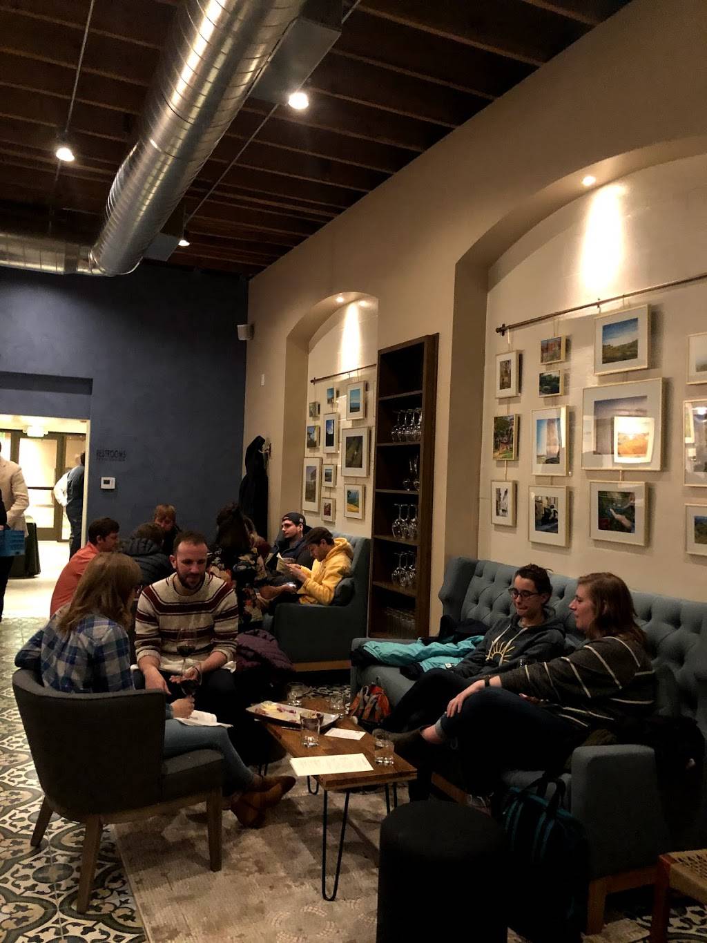 Attimo Wine | restaurant | 2246 Larimer St, Denver, CO 80205, USA | 7202874988 OR +1 720-287-4988