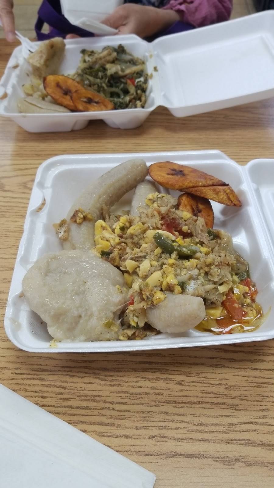 Golden Krust Caribben Bakery & Grill | restaurant | 3010 54th Ave S, St. Petersburg, FL 33712, USA | 7278660602 OR +1 727-866-0602