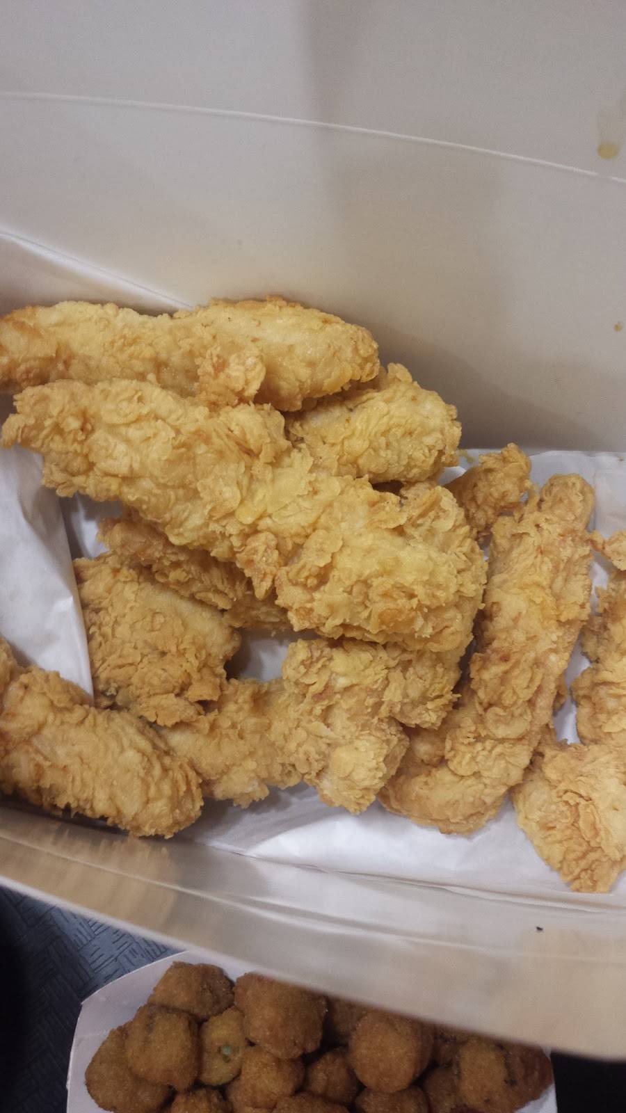 Golden Chick | meal takeaway | 118 Rolling Hills Cir, Easley, SC 29640, USA | 8648103522 OR +1 864-810-3522