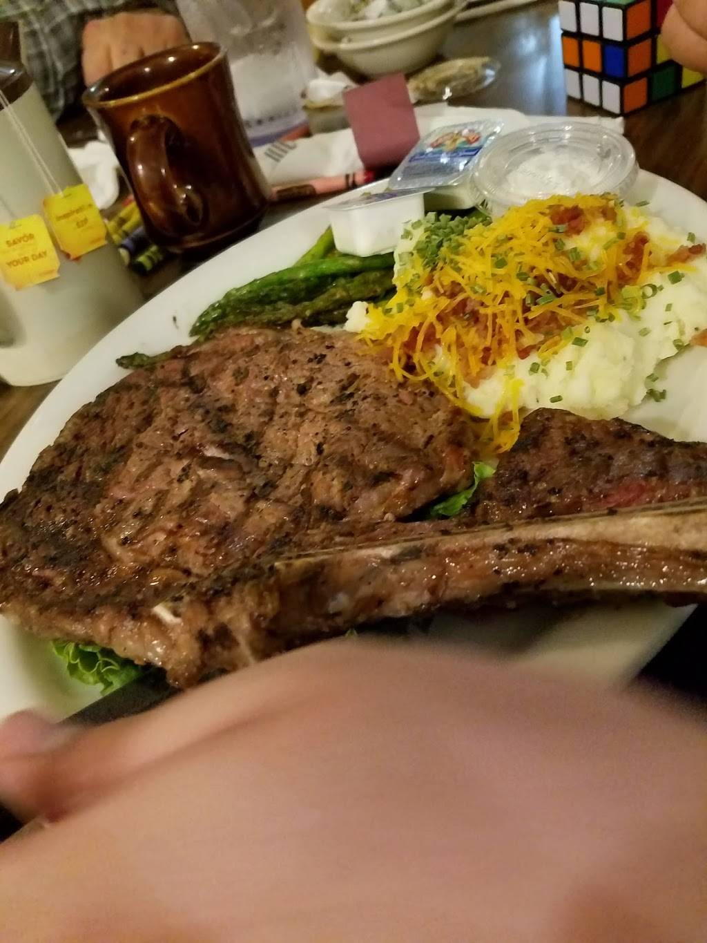 Tailwinds Steakhouse | restaurant | 200 E South 2nd St, Findlay, IL 62534, USA | 2177568654 OR +1 217-756-8654