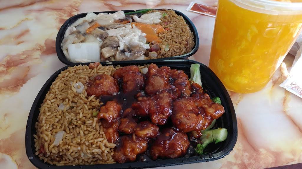 China King | restaurant | 2744 N Lake Dr, Columbia, SC 29212, USA | 8037815588 OR +1 803-781-5588