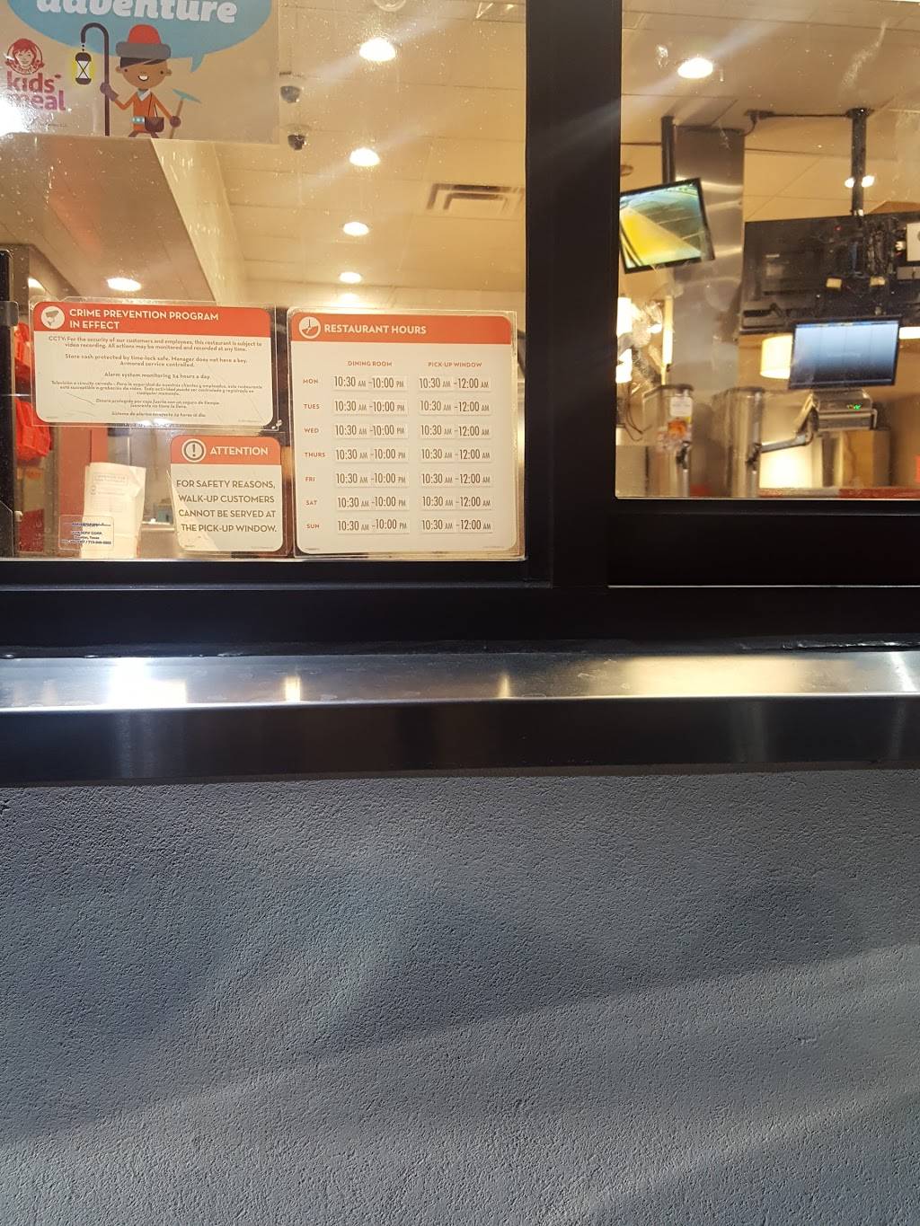 Wendys | restaurant | 5801 Plank Rd, Fredericksburg, VA 22407, USA | 5403882928 OR +1 540-388-2928