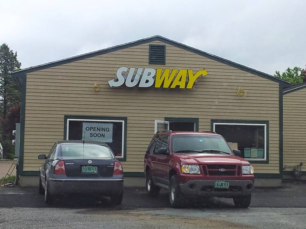 Subway | restaurant | 35 White St, South Burlington, VT 05403, USA | 8024895165 OR +1 802-489-5165