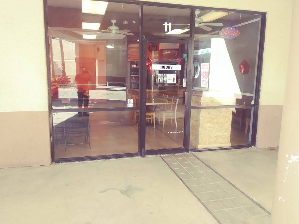 Pollos Lachuya | restaurant | 2706 E University Dr, Mesa, AZ 85213, USA | 4802338072 OR +1 480-233-8072