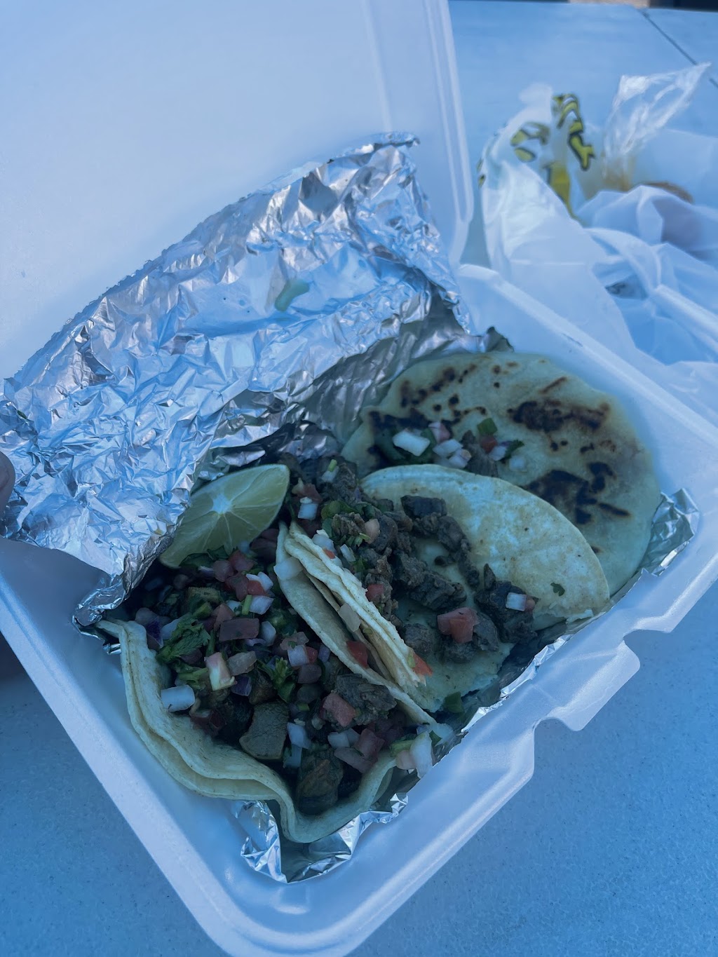 La Sabrocita | restaurant | 1325 Old Bridge Rd, Woodbridge, VA 22192, USA | 5714623481 OR +1 571-462-3481