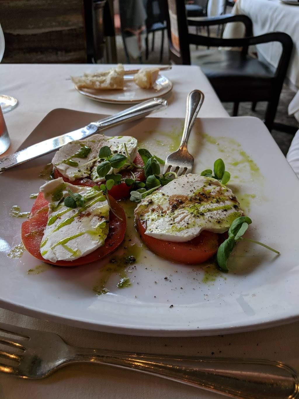 La Grotta Ristorante | restaurant | 2637 Peachtree Rd NE, Atlanta, GA 30305, USA | 4042311368 OR +1 404-231-1368