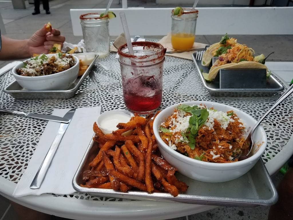 Cascabel Taqueria | restaurant | 2799 Broadway, New York, NY 10025, USA | 2126651500 OR +1 212-665-1500