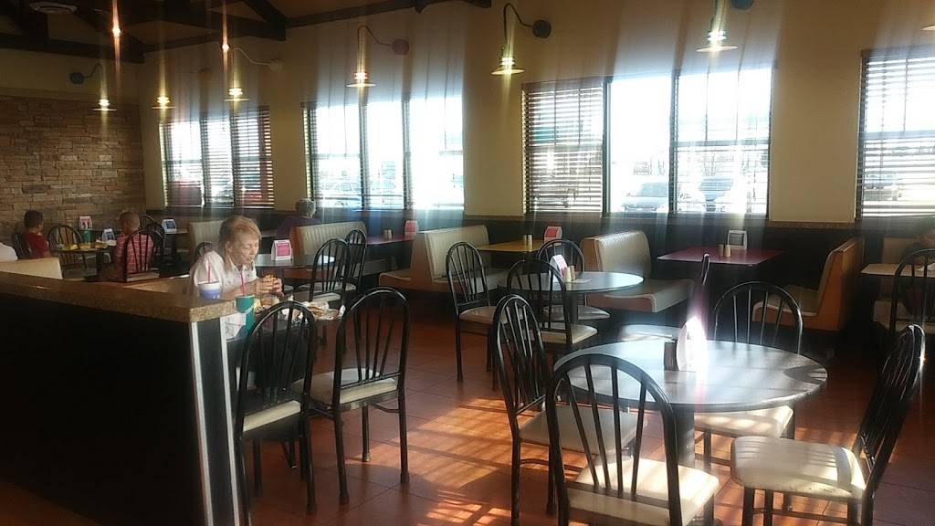 Braum’s Ice Cream & Burger Restaurant | restaurant | 7300 S Shields Blvd, Oklahoma City, OK 73149, USA | 4056328921 OR +1 405-632-8921