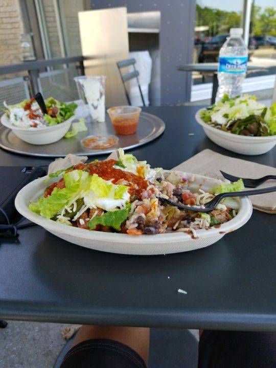 Chipotle Mexican Grill | restaurant | 2002 Annapolis Mall Spc 185, Annapolis, MD 21401, USA | 4108971925 OR +1 410-897-1925