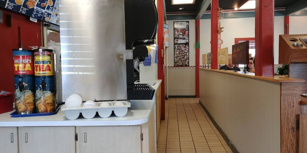 Long John Silvers | restaurant | 2880 S Bay St, Eustis, FL 32726, USA | 3523571125 OR +1 352-357-1125