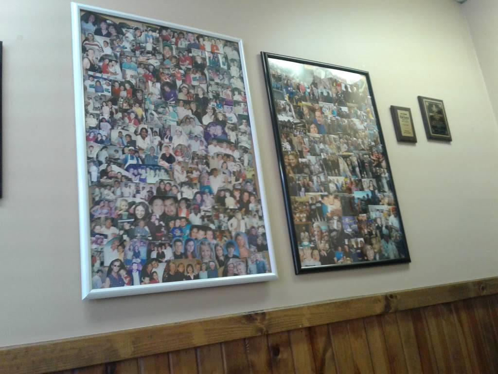 Hienies McCarthys | restaurant | 9869 W 143rd St, Orland Park, IL 60462, USA | 7083490390 OR +1 708-349-0390