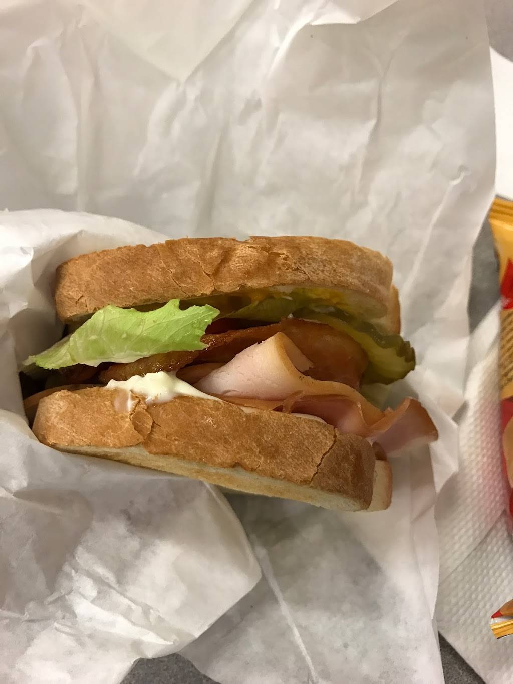 J & M Cafe | restaurant | 500 Jefferson St #208, Houston, TX 77002, USA | 7139510218 OR +1 713-951-0218