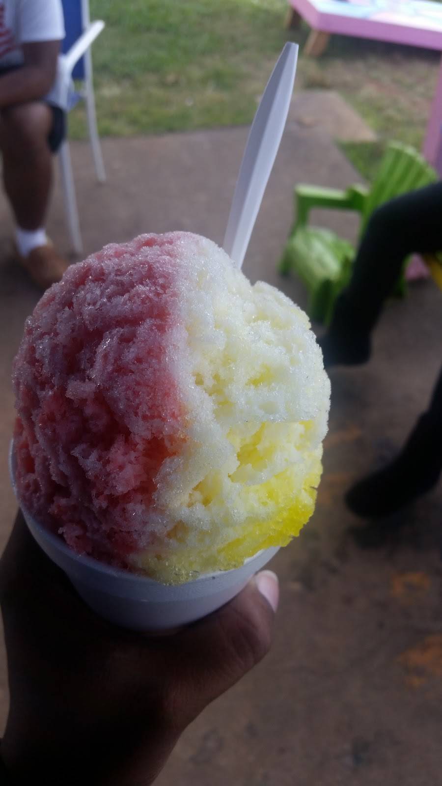 Pelicans Snoballs: North Tryon | restaurant | 7649 N Tryon St, Charlotte, NC 28262, USA | 9802297530 OR +1 980-229-7530