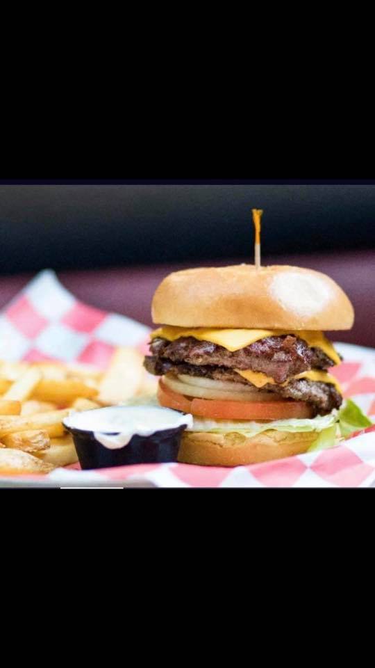 Country Inn | restaurant | 910 Ohio Pike, Cincinnati, OH 45245, USA | 5137522586 OR +1 513-752-2586