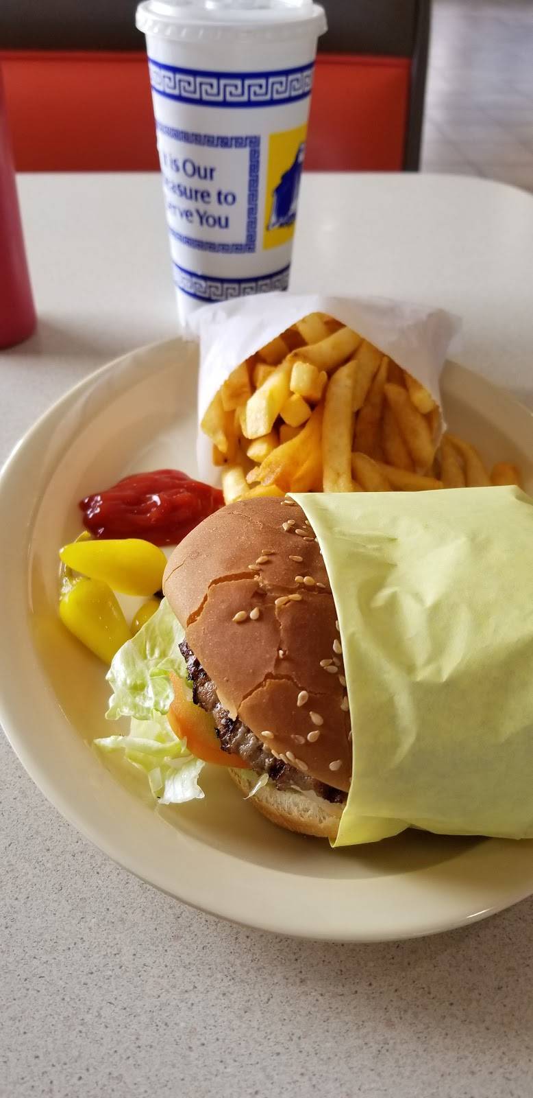 Douglas Drive-In | restaurant | 16306 Pioneer Blvd, Norwalk, CA 90650, USA | 5629261359 OR +1 562-926-1359