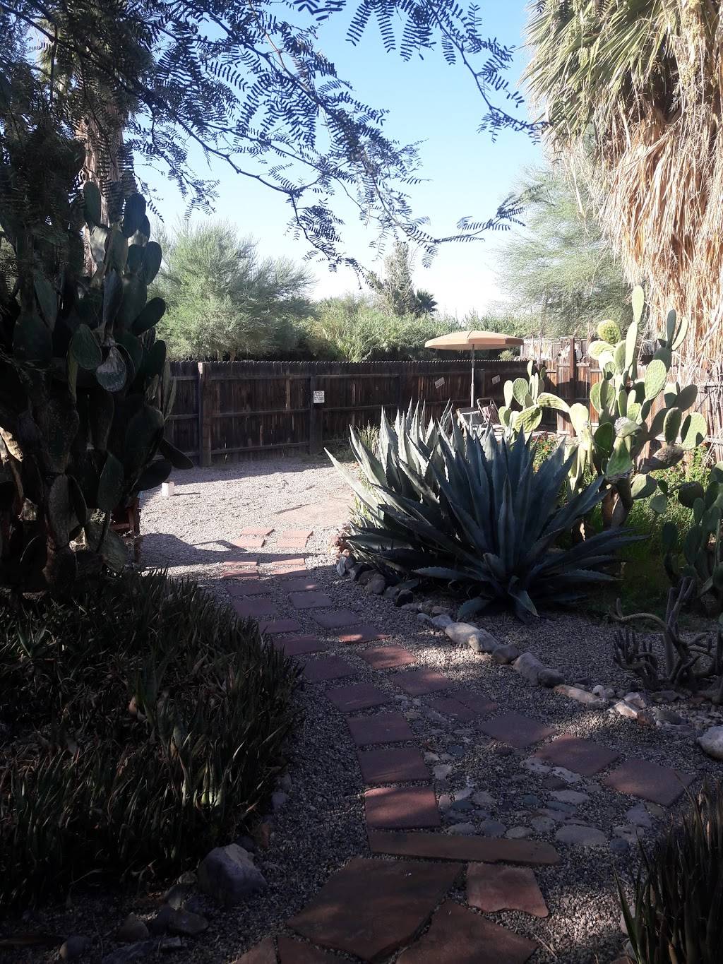 Tonopah Family Restaurant | restaurant | 41101 Indian School Rd, Tonopah, AZ 85354, USA | 6233863895 OR +1 623-386-3895