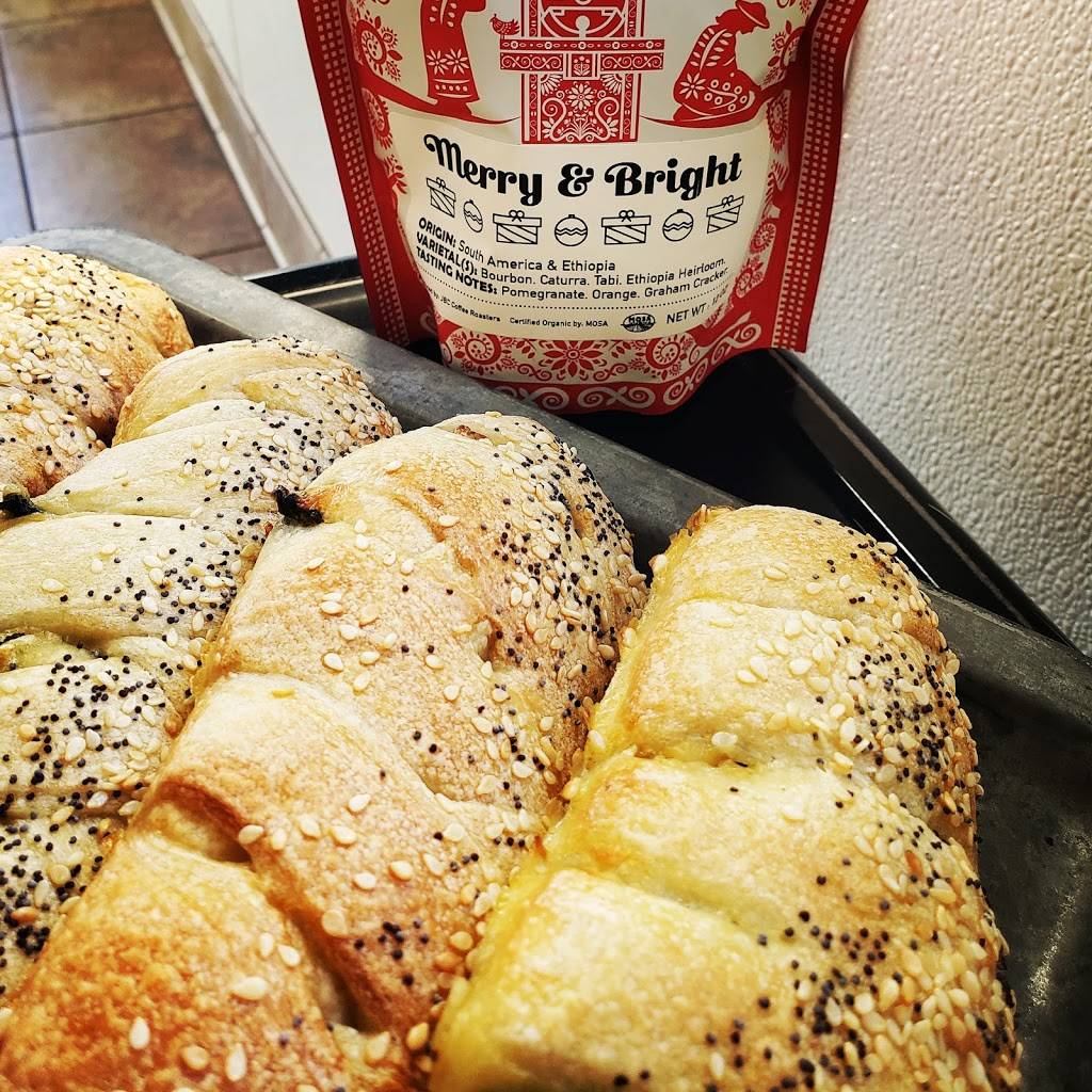 Oma Cafe | bakery | 234 Leonard St N, West Salem, WI 54669, USA | 6086120600 OR +1 608-612-0600