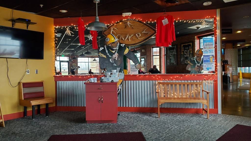 Chili Js Restaurant | restaurant | 3120 Packerland Dr, Ashwaubenon, WI 54115, USA | 9202414556 OR +1 920-241-4556