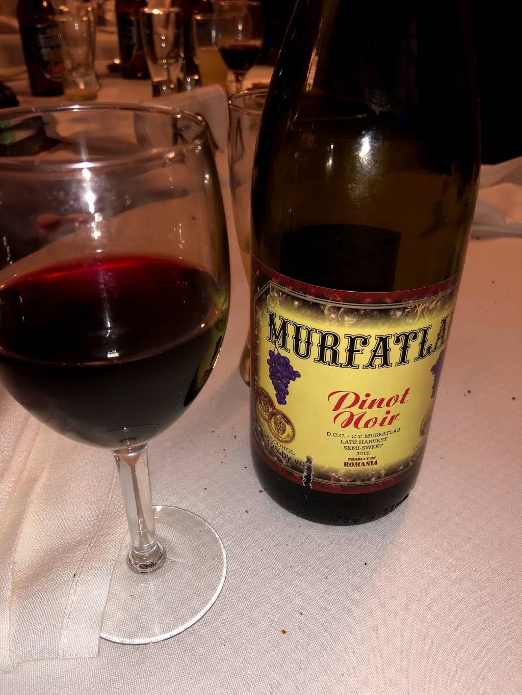 Nellys Saloon | restaurant | 3256 N Elston Ave, Chicago, IL 60618, USA | 7735884494 OR +1 773-588-4494