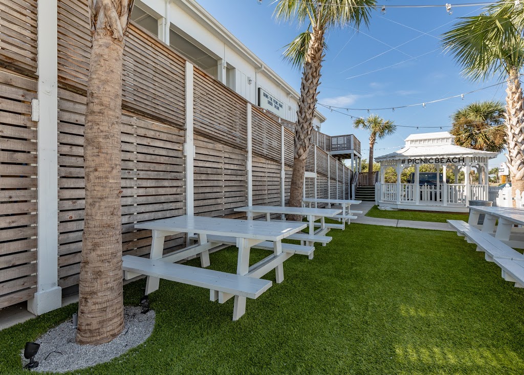 Picnic Beach | restaurant | 128 E 1st Ave, Gulf Shores, AL 36542, USA | 8504666207 OR +1 850-466-6207