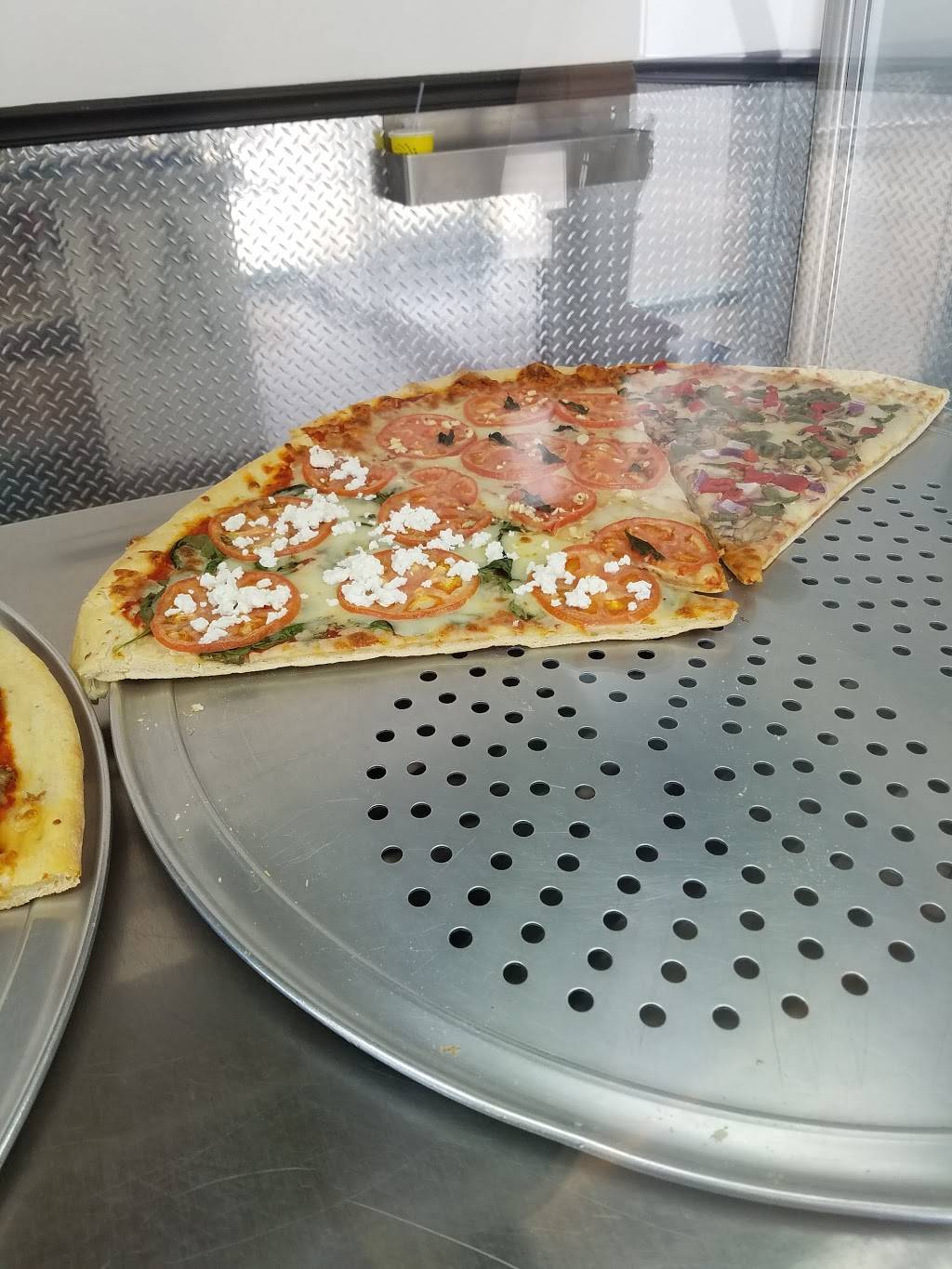 Slice Factory - Oak Park | meal takeaway | 421 N Harlem Ave, Oak Park, IL 60301, USA | 7087253500 OR +1 708-725-3500