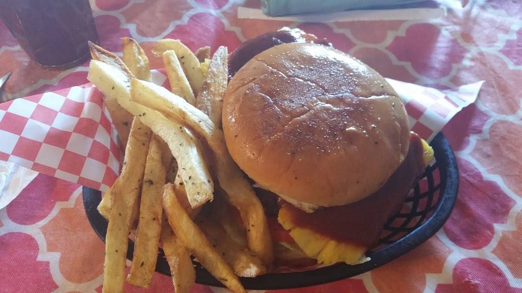 Everybody Loves Raymonds Tacos | restaurant | 18600 Pleasanton Rd, San Antonio, TX 78221, USA | 2104172977 OR +1 210-417-2977