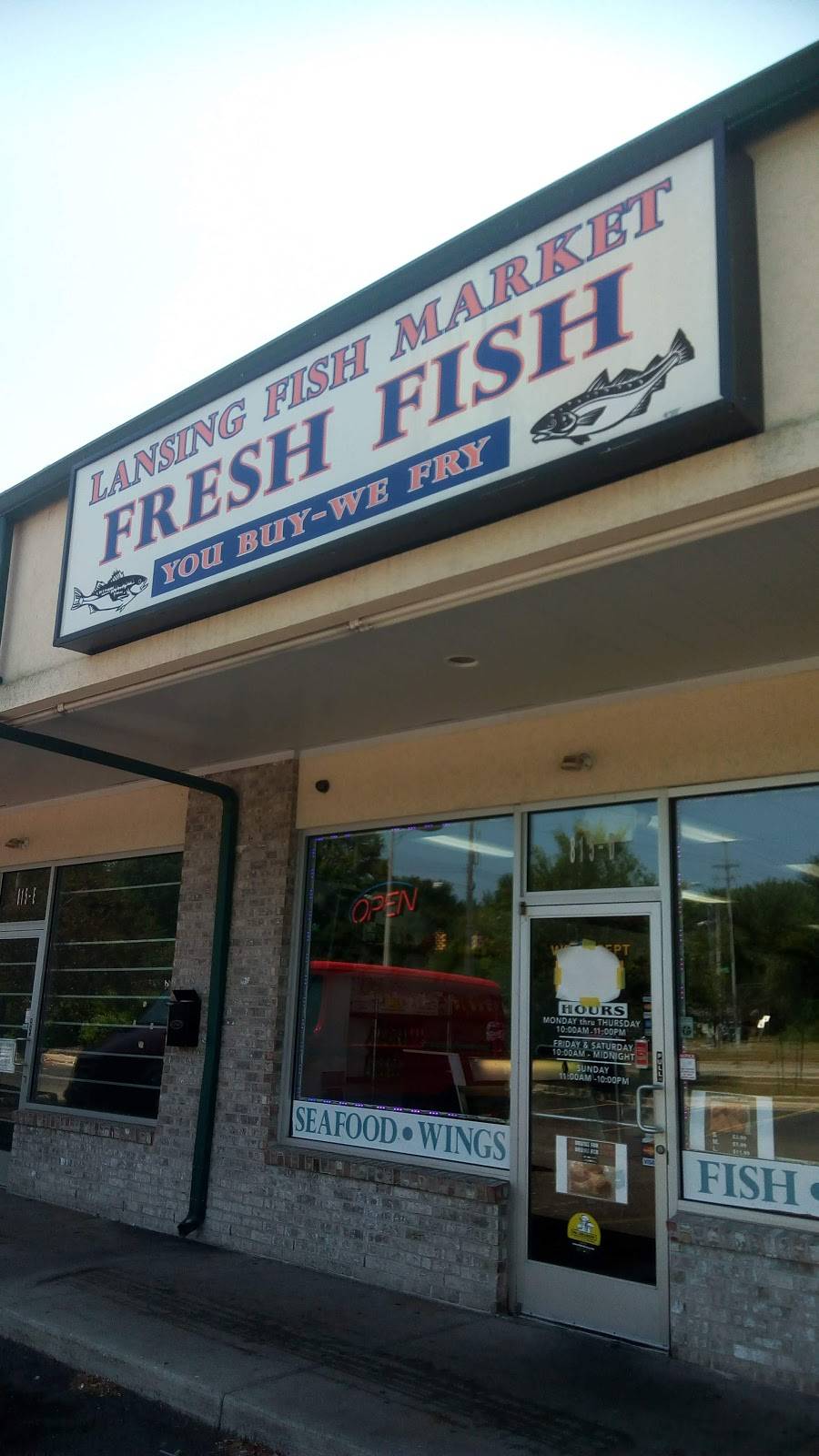 Lansing Fish Market | restaurant | 815 Edgewood Blvd # D, Lansing, MI 48911, USA | 5178822676 OR +1 517-882-2676
