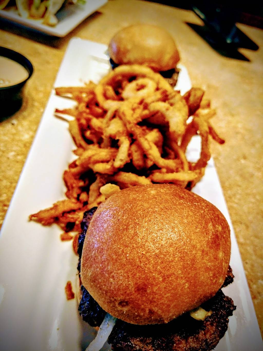 South Street | restaurant | 1410 Pine Ridge Rd, Naples, FL 34108, USA | 2394359333 OR +1 239-435-9333