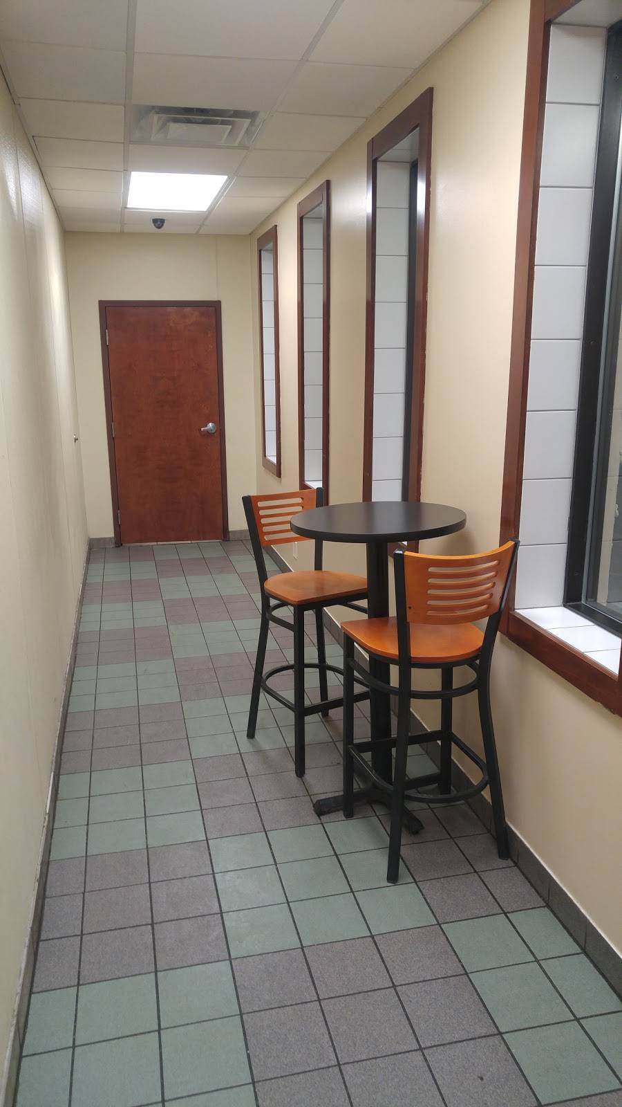 Francos Pizza | restaurant | 1153 Kenmore Ave, Buffalo, NY 14217, USA | 7168772720 OR +1 716-877-2720