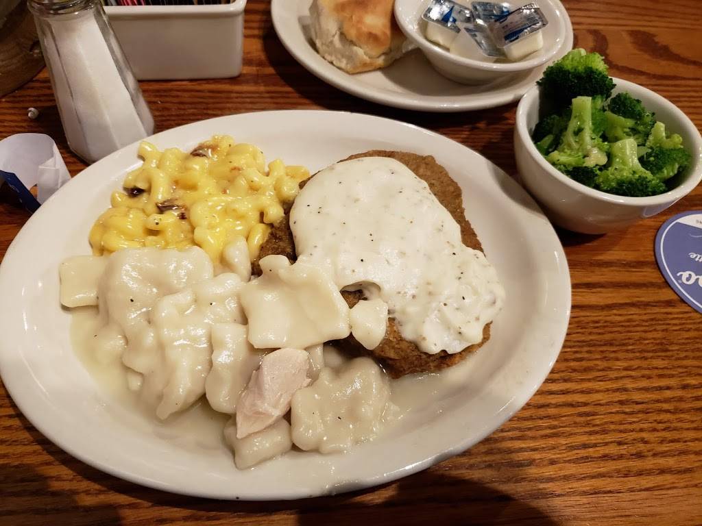 Cracker Barrel Old Country Store | restaurant | 35 S Willowdale Dr Ste 1822, Lancaster, PA 17602, USA | 7172908100 OR +1 717-290-8100