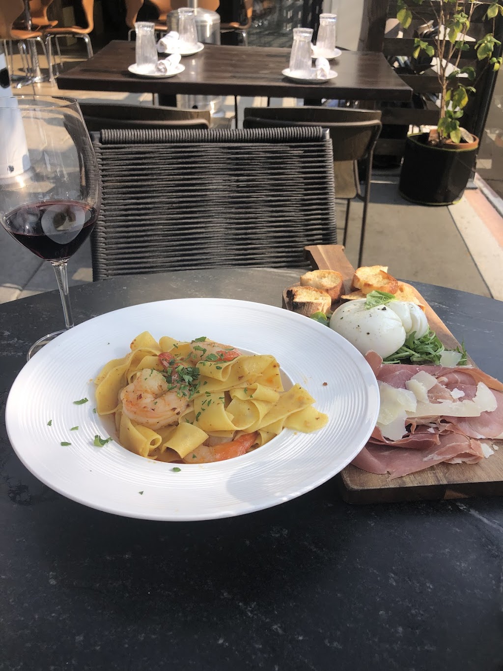 Scuderie Italia | restaurant | 1525 Garnet Ave, San Diego, CA 92109, USA | 8583526912 OR +1 858-352-6912