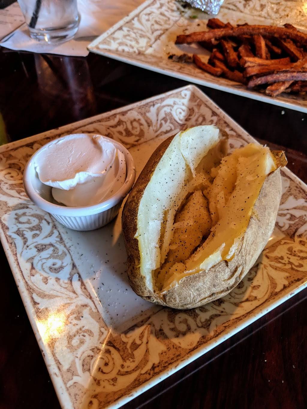 Main Street Grill & Tavern | restaurant | 327 N Main St, Milford, MI 48381, USA | 2486857983 OR +1 248-685-7983