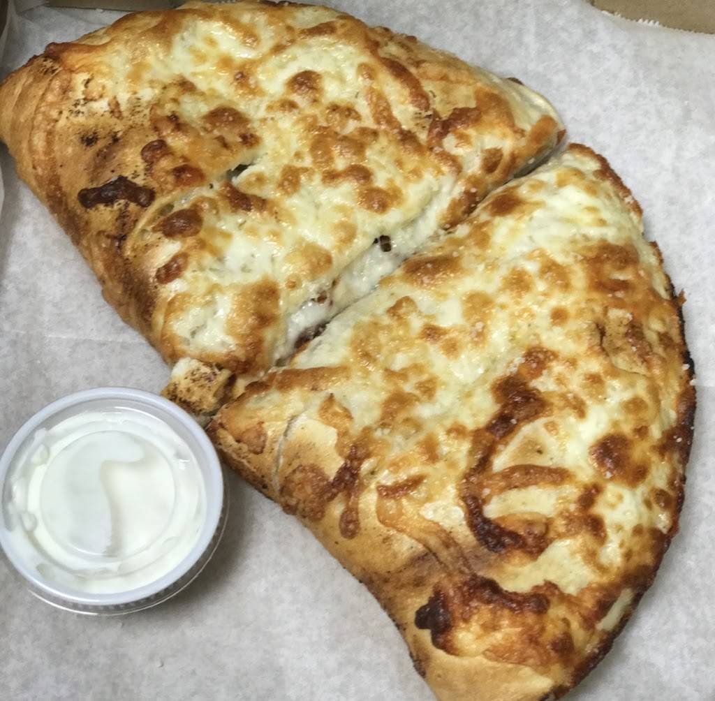 Cuzins Pizza | restaurant | 21 Brook St, Seekonk, MA 02771, USA | 5087616925 OR +1 508-761-6925