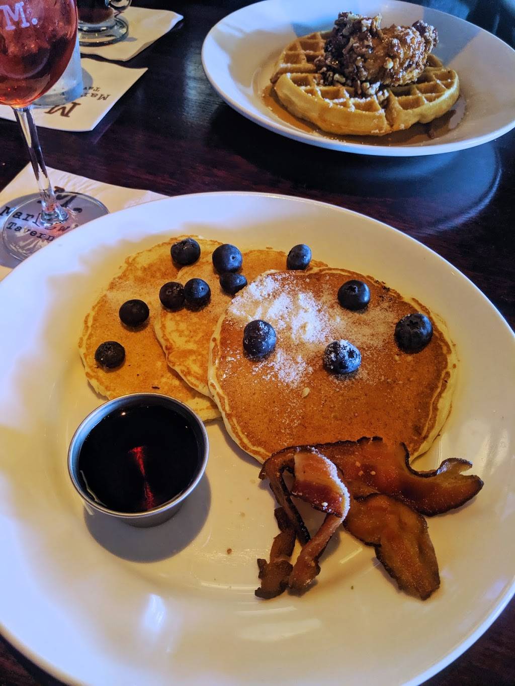 Marlows Tavern | restaurant | 352 Mike Roberto Way, Oviedo, FL 32765, USA | 4075421475 OR +1 407-542-1475