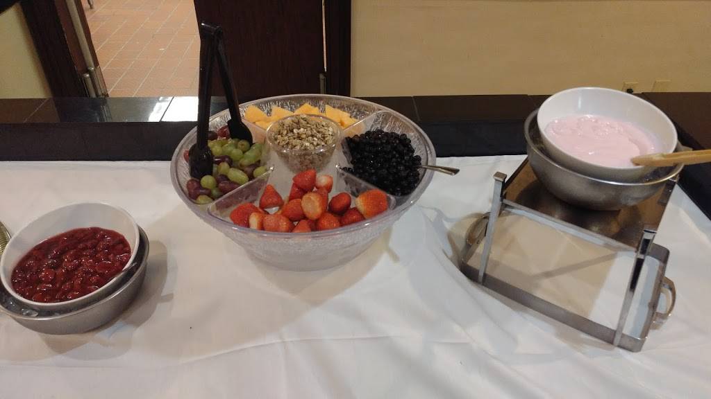 The Spot Restaurant, Bar, & Lounge | restaurant | 9700 Bluegrass Pkwy Suite A, Louisville, KY 40299, USA | 5026903011 OR +1 502-690-3011