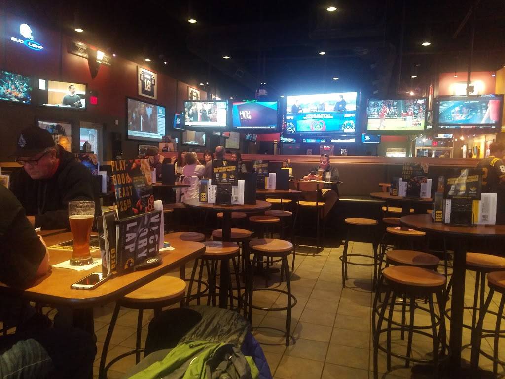 Buffalo Wild Wings | restaurant | 13868 E 116th St, Fishers, IN 46037, USA | 3179132999 OR +1 317-913-2999