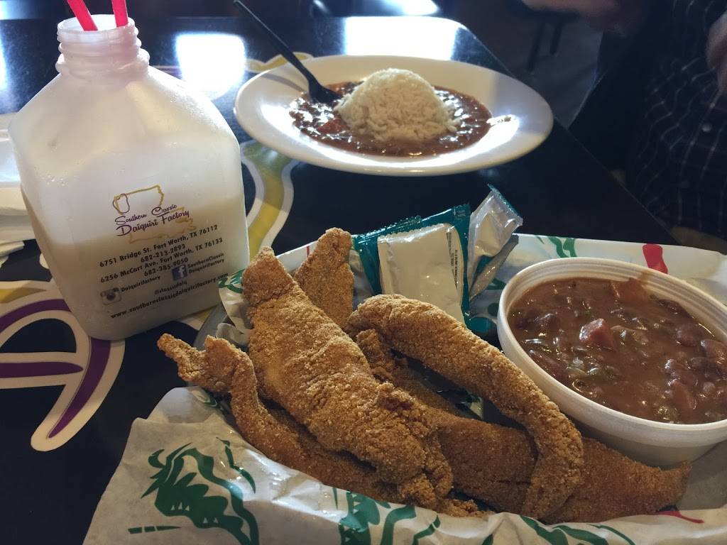 Southern Classic Daiquiri Factory II | restaurant | Woodmont North, 6256 McCart Ave, Fort Worth, TX 76133, USA | 6823859050 OR +1 682-385-9050