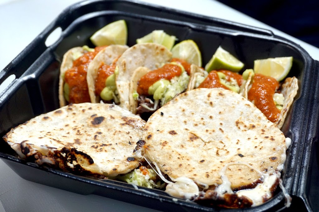 Charlies Tacos | restaurant | 727 W Camelback Rd, Phoenix, AZ 85013, USA | 6022650224 OR +1 602-265-0224