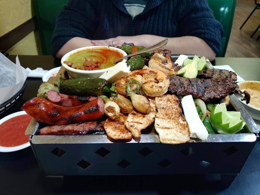 El Sombrero | restaurant | 1529 W Battlefield Rd, Springfield, MO 65807, USA | 4178878810 OR +1 417-887-8810